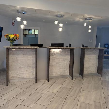 Plaza Hotel Denver Central Екстер'єр фото