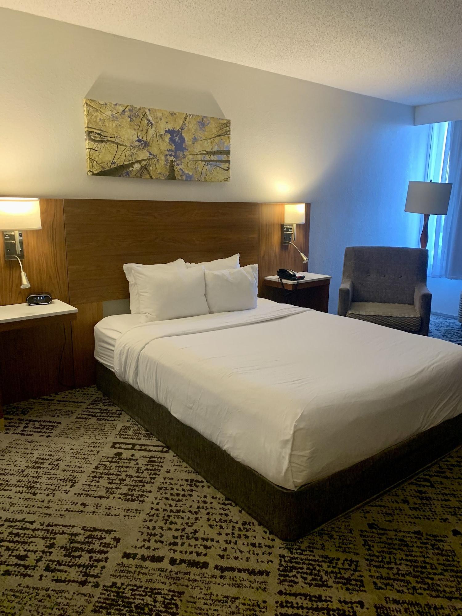 Plaza Hotel Denver Central Екстер'єр фото